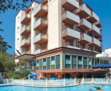 hotelzenith.unionhotels it offerta-agosto-a-pinarella-di-cervia-bambini-gratis-e-spiaggia-inclusa 009