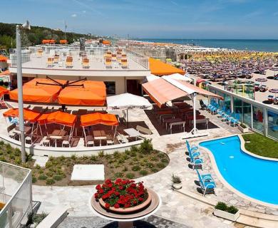 hotelzenith.unionhotels it offerta-giugno-pinarella-di-cervia-all-hotel-zenith-con-piscina 011