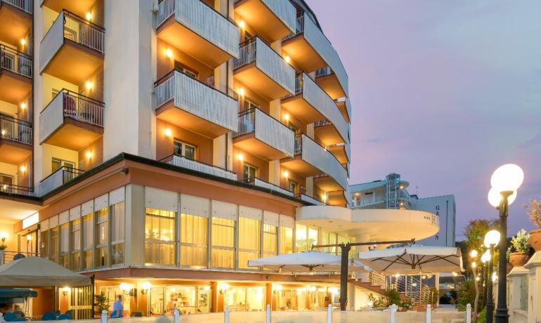 hotelzenith.unionhotels it offerta-week-end-con-ingresso-parco-in-omaggio-in-hotel-a-pinarella-di-cervia 017