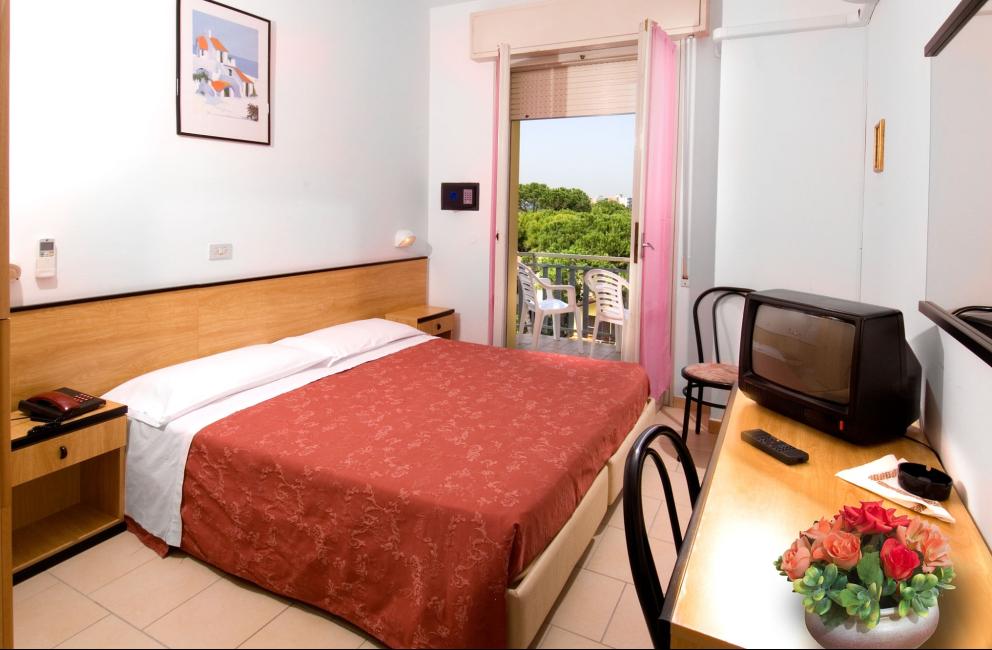 hotelzenith.unionhotels it speciale-offerta-sagra-della-seppia-in-hotel-a-pinarella-di-cervia-sul-mare 006
