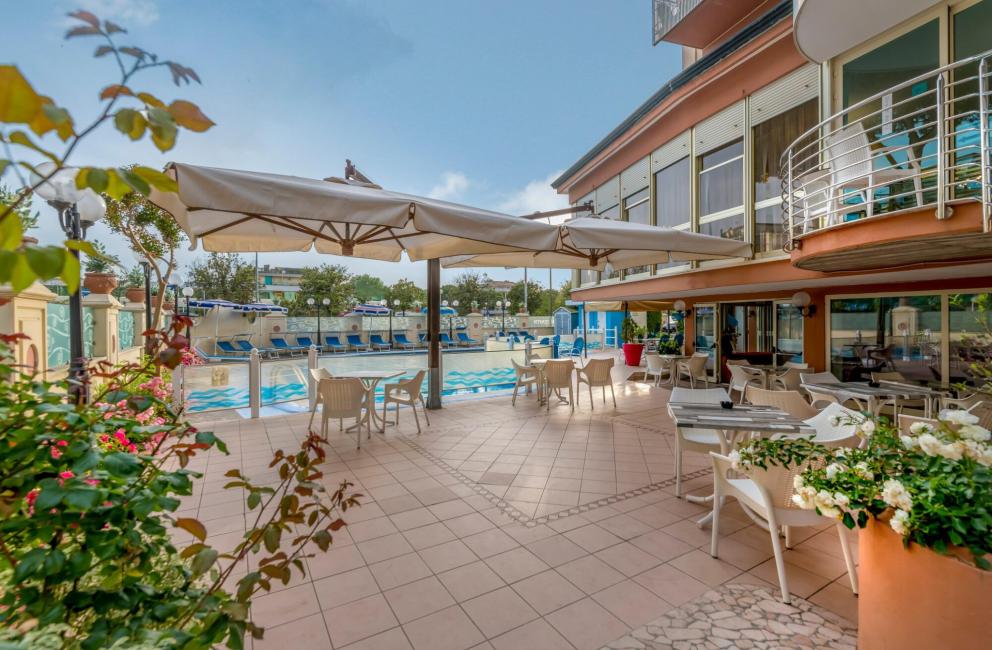hotelzenith.unionhotels it speciale-offerta-sagra-della-seppia-in-hotel-a-pinarella-di-cervia-sul-mare 007