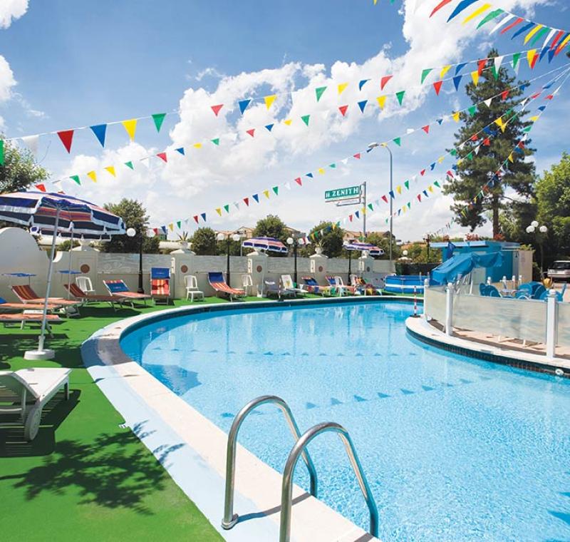 hotelzenith.unionhotels en cervia-hotel-zenith-swimming-pool 005